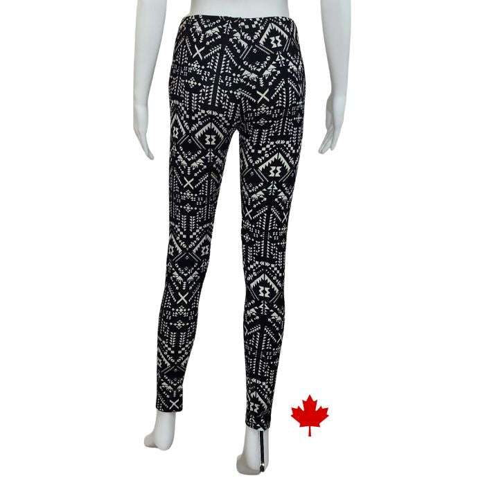 bottom of white mannequin wearing geometric elle full length leggings back view on white background