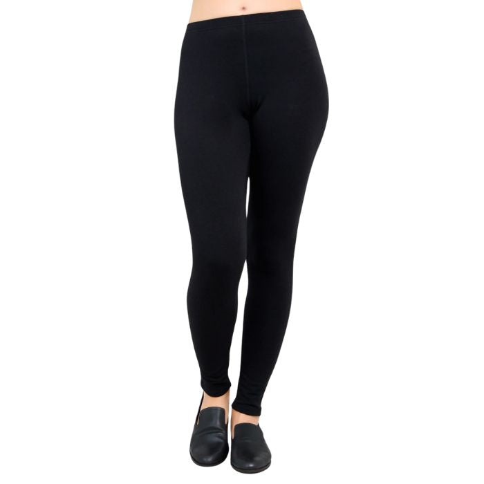 bottom of female model wearing bobbi black fleece leggings front view on white background