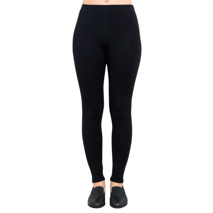 bottom of female model wearing bobbi black fleece leggings front view on white background