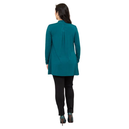female model wearing teal green chopra jacket, black reanna tank top and black nadia pants back view on white background
