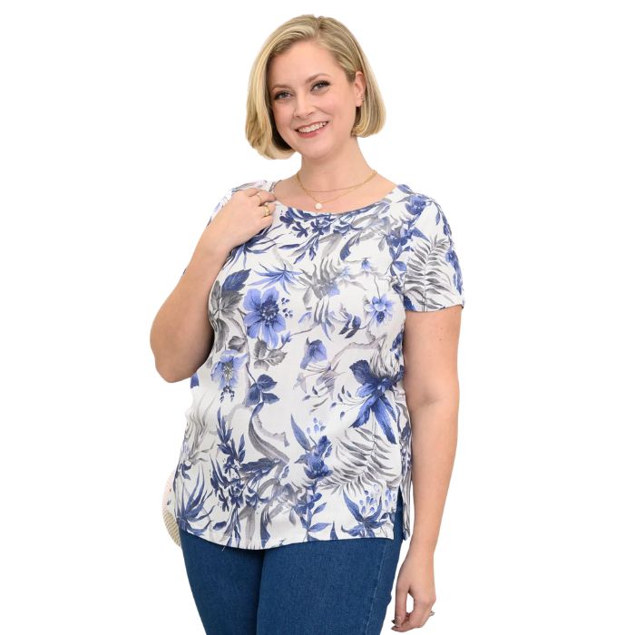 female model wearing peri palm print clara top front view on white background