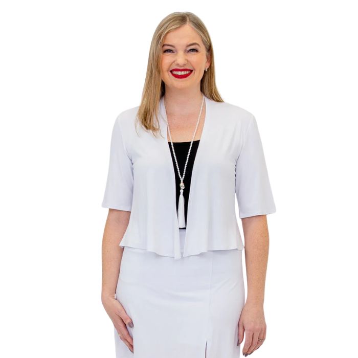 female model wearing white doda jacket front view on white background