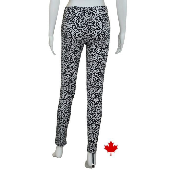 bottom of white mannequin wearing leopard print elle full length leggings back view on white background