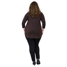 female model wearing jazz coffee brown three quarter sleeve top and nadia black pants back view on white background