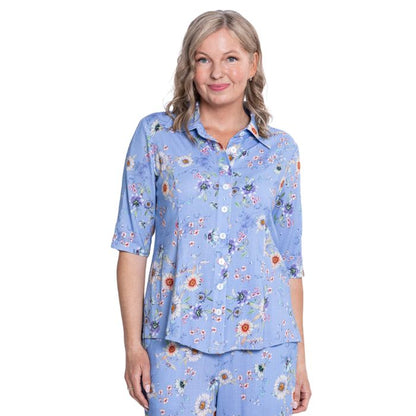 model wearing peri daisy print lorine blouse front view on whitte background