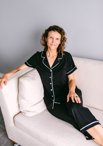 A perfect gift for yourself or for someone you love. The Kyla sleep set comes with a luxurious and comfortable button down top and pull-on cropped pant. Made with signature soft viscose from bamboo, you’ll have a good night’s rest in these classy PJ’s. Fabrication: 95% Viscose from Bamboo 5% Spandex TERRERA $115 Black