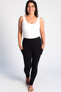 Leggings with pockets? Yes, please! Smooth, sleek and with the perfect stretch, the Viva Pocket Legging will give you the confidence you never knew you had. Fabrication: French Terry - 95% Viscose from Bamboo 5% Spandex Terrera Colour Black $65.00