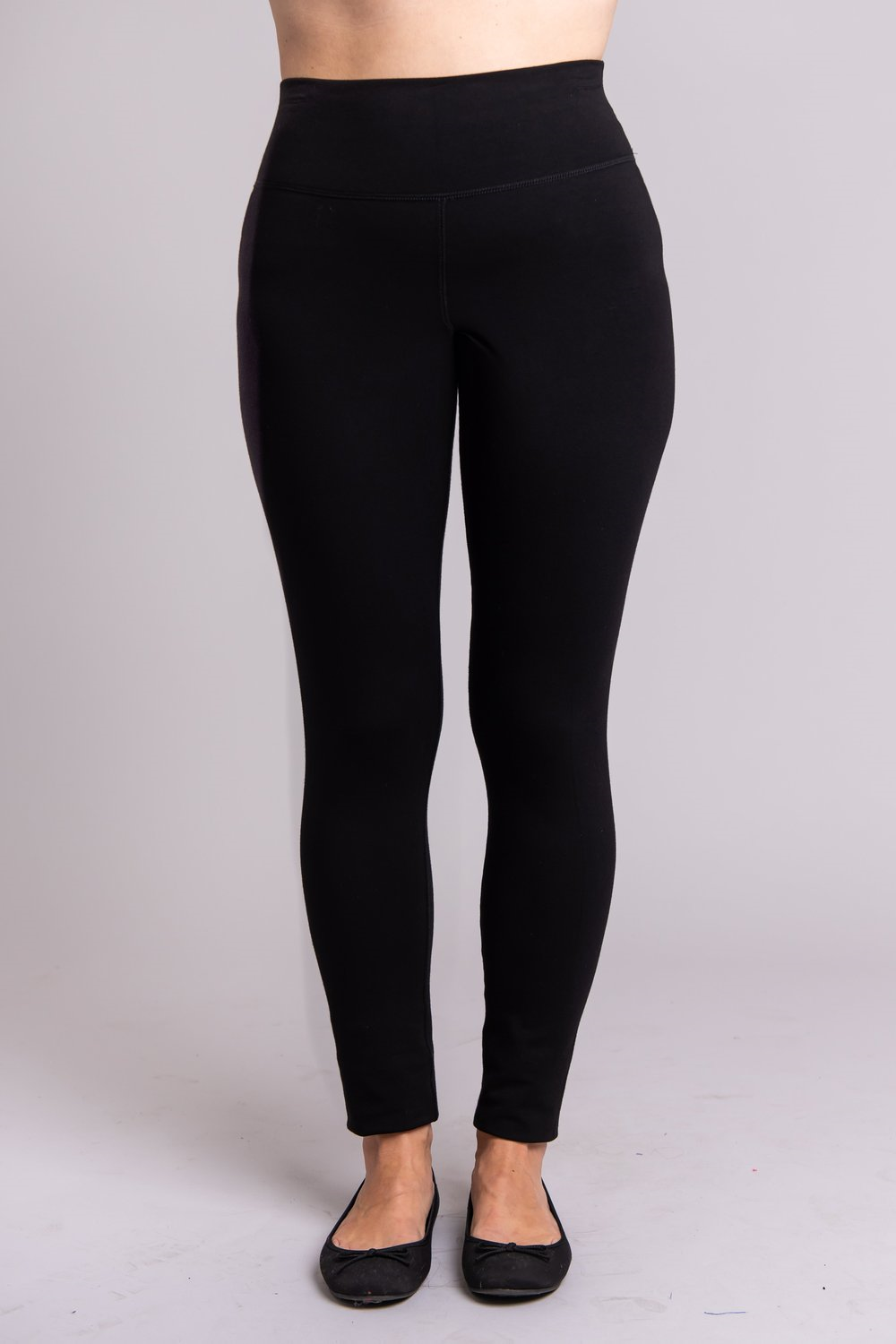 Dixie Leggings are fleece-lined, cozy, soft and warm, you will love them. Comfort and stretch, plus flocked lining that provides ultra-soft insulation against cold and damp. The fabric waistband means no binding and a smooth finish up to your waist. Flat locked seams stay tight, and a gusset prevents splitting.  Fabrication: 67% Bamboo, 28% Cotton, 5% Lycra  BLUE SKY $65.00 colour Black