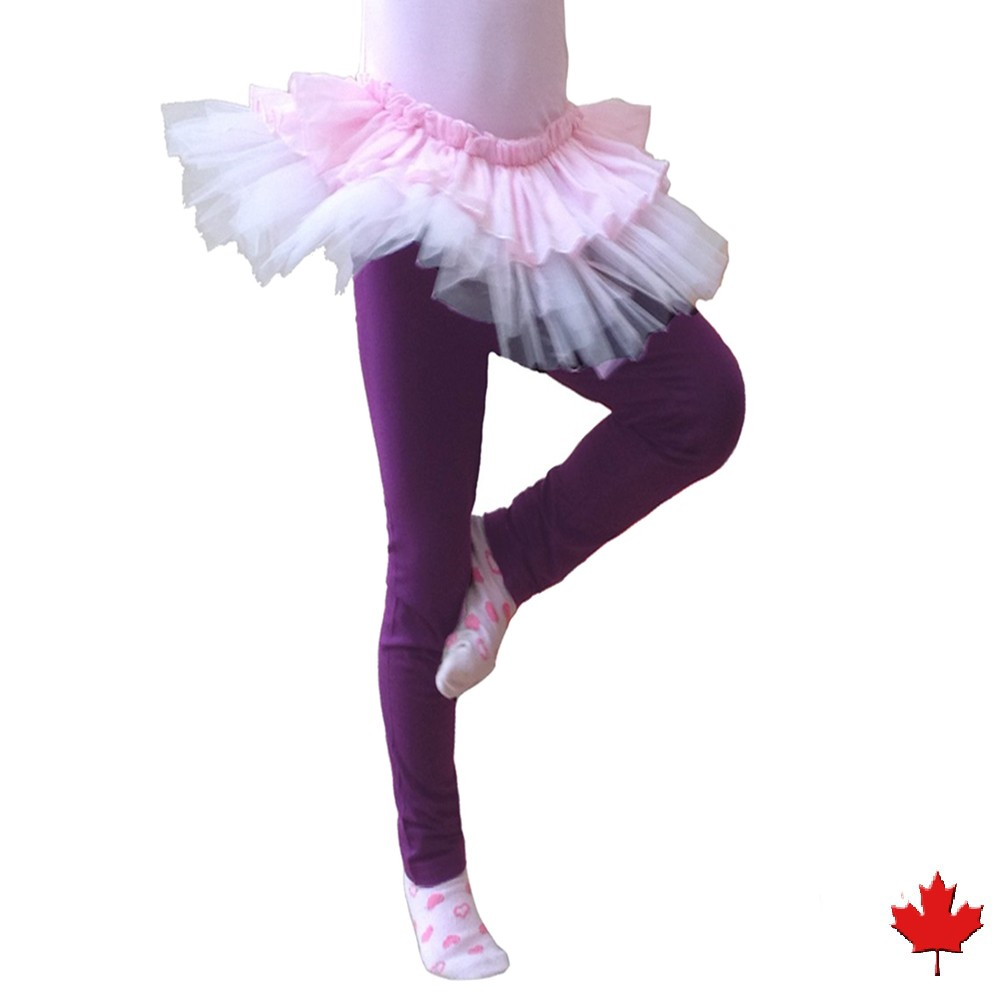 Soft, comfortable and durable. Great for school, playing, relaxing or under dresses and skirts. Elastic waistband, easy to wash, your child will love their Bamboo leggings. Proudly made in Canada Fabrication: 92% Bamboo Rayon 8% Spandex Eco-Essentials Colour Plum