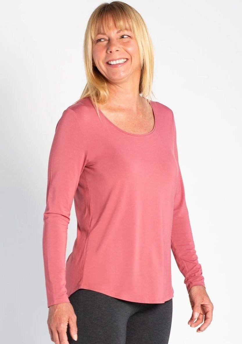 ﻿The beautiful Charis top is classic fit long-sleeve t-shirt featuring a flattering scoop neckline. The curved hemlines on the bottom elongate the body and provide ample coverage. Wear on its own or under a cardigan for added warmth! Fabrication: 95% Viscose from Bamboo 5% Spandex TERRERA Colour rose $60.00