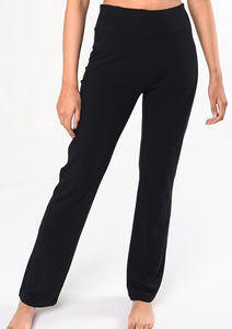 The Emory Pant looks sophisticated yet it feels comfortable enough to lounge in! Made with structured and soft brushed french terry fabric; so these pants can take you from work trips to weekend road trips.   Fabrication: 67% Viscose from Bamboo, 29% Cotton, 4% Spandex black $95.00