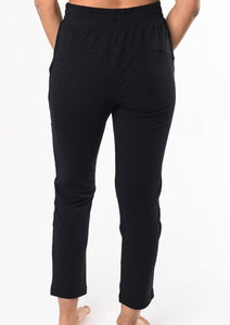 The Giselle pants are comfortable with a crop ankle. These mid-rise pull-on ankle pants have an elastic waistband and are made from a blend of cotton and bamboo, you are going to love! Fabrication: 67% Viscose from Bamboo 29% Cotton 4% Spandex $90.00 Black