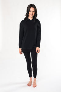 The Gemma is a warm and functional hooded tunic. Great with any pants, it is designed with a longer body so you can easily pair with leggings. Featuring versatile side-snap buttons to change the fit and style to your liking. Fabrication: : 66% Viscose from Bamboo 28% Cotton 6% Spandex Fleece $115.00 Black