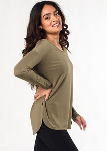 The Jordan is a relaxed long sleeve tee that is simple yet full of special details. The Jordan tee has high-low curved hems, side slits, and a touch of ribbed detailing along the neckline. You can pair this tee with jeans or leggings and wear it under a cardigan for added warmth. Fabrication: 95% Viscose from Bamboo 5% Spandex $70.00  moss green