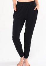 The Julie Zipped Pocket Jogger is an irresistibly comfortable and lightweight jogger with zipped side pockets for everyday wear. Pair these with the matching Ashley Zipped Hoodie for anytime comfort. Fabrication: 95% Viscose from Bamboo 5% Spandex $100.00 Black