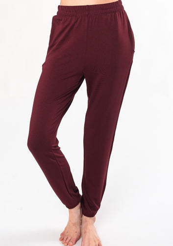 The Julie Zipped Pocket Jogger is an irresistibly comfortable and lightweight jogger with zipped side pockets for everyday wear. Pair these with the matching Ashley Zipped Hoodie for anytime comfort. Fabrication: 95% Viscose from Bamboo 5% Spandex $100.00 wine red