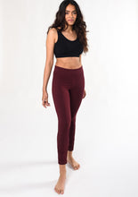 Move freely in this ultra-soft and breathable wide waistband legging. The side ruched detailing is subtle yet special. Make a match with the Ruched Movement Tunic Hoodie. Fabrication: 95% Viscose from Bamboo 5% Spandex $90.00 wine red