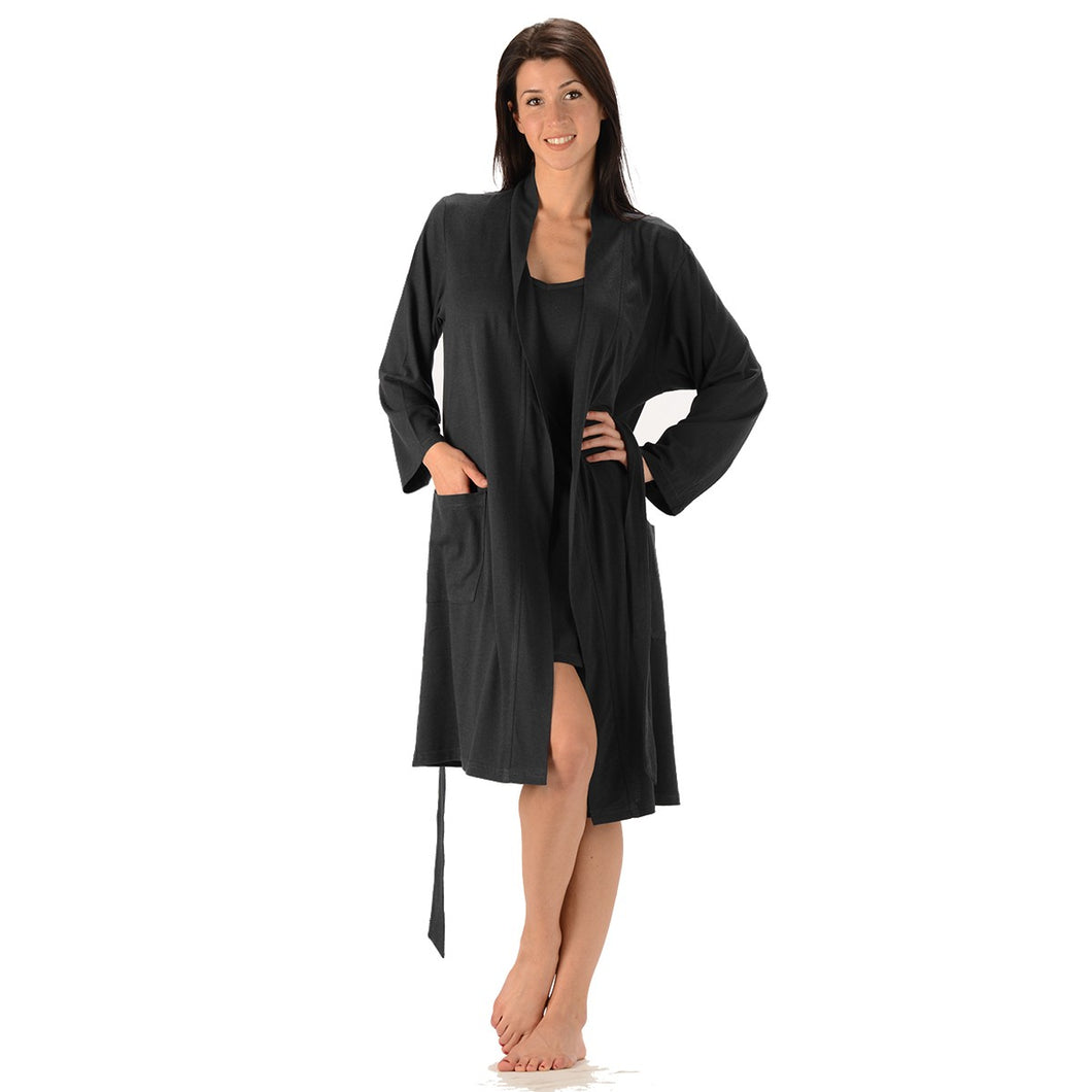 The Noreen Bath Robe Soft, breathable, moisture wicking absorbent and antibacterial. Great to pair with an Emily Nightgown, it has an inside tie, belt loops with tie on the outside and patch pockets. Proudly Made in Canada Fabrication: 70% Rayon from Bamboo 30% Organic Cotton Jersey ECO-ESSENTIALS Colour Black
