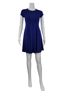  The ﻿Indigo Blue Bamboo Swing Dress is a simple and elegant style with a luxurious look and feel. A compliment to all body shapes with its princess line fit, round neck and short sleeve. Proudly made in Canada 92% rayon from bamboo 8% Spandex  Eco-Essentials indigo blue $75.00